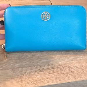 Tory Burch Robinson Zip Continental Wallet